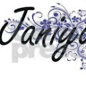 Meet your Posher, Janiya